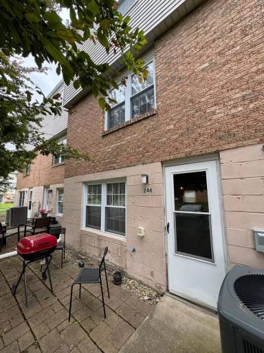Main picture of 244 E Commons Dr