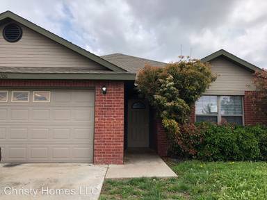 Main picture of 3700 Eagle Crest Dr