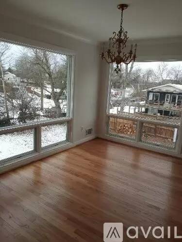 Main picture of 5604 Dawes Ave