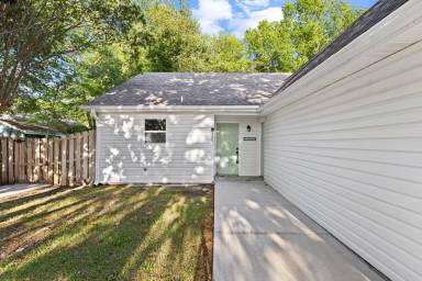 Main picture of 3805 Fawn Creek Dr