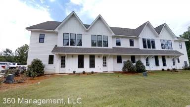 Main picture of 868 Twin Forks Ave