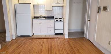 Main picture of 1681 Commonwealth Ave