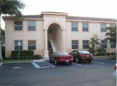 Main picture of 15393 Bellamar Cir