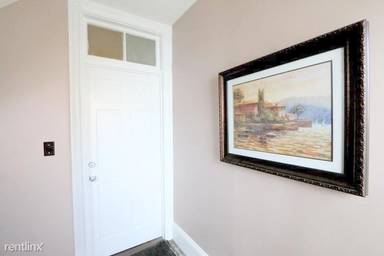 Main picture of 44 Berkeley St