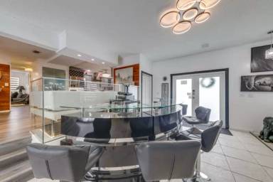 Main picture of 3609 SW 58th Ave