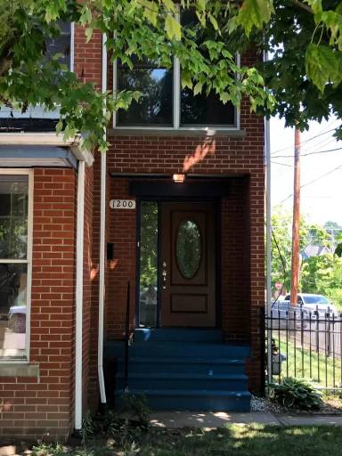 Main picture of 1220 Sheffield St