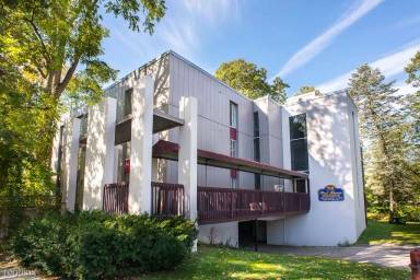 Main picture of 712 W Huron St