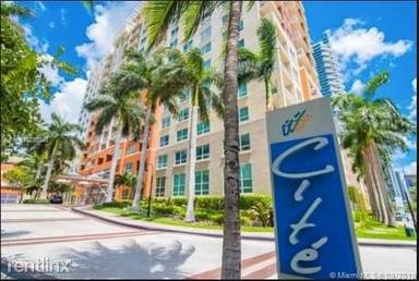 Main picture of Cite on the Bay