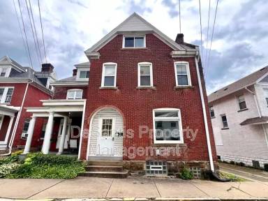 Main picture of 618 Blackburn Rd