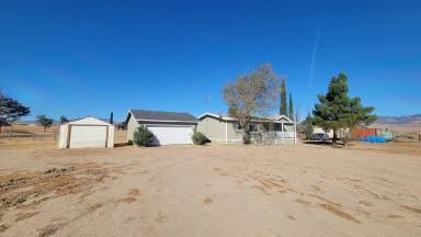 Main picture of 48911 289th St W