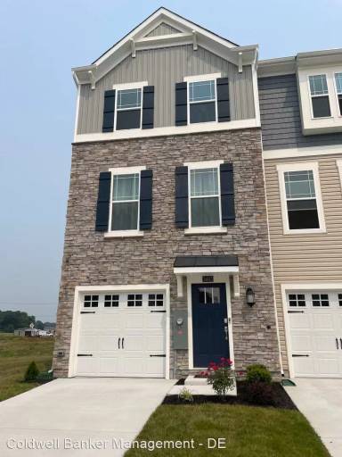 Main picture of 24615 Dogwood Ln
