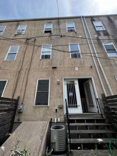 Main picture of 2018 N 17th St