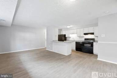 Main picture of 12407 Hickory Tree Way