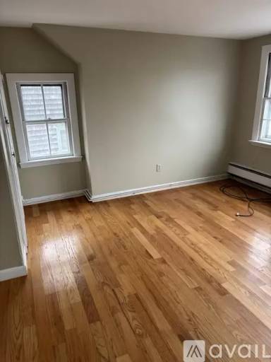 Main picture of 38 Main St