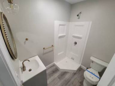 Main picture of 94 Midland St