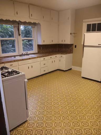 Main picture of 210 Hendricks St