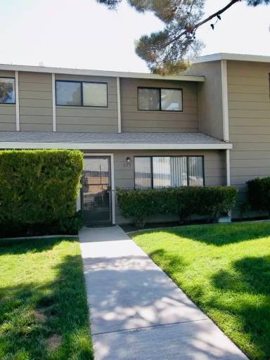 Main picture of 247 E Upjohn Ave