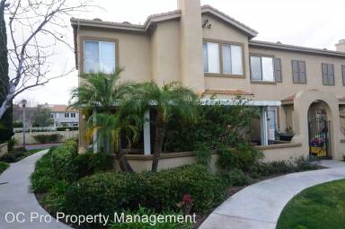 Main picture of 465 N Cotswolds Ln