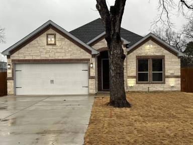 Main picture of 1612 Treehouse Ln