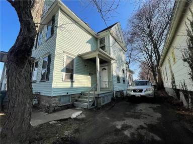 Main picture of 318 Remington St