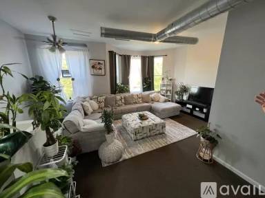 Main picture of 1528 S Saint Louis Ave