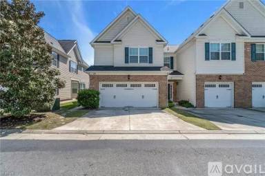 Main picture of 17 Frazier Ct