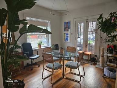 Main picture of 1408 W Balmoral Ave