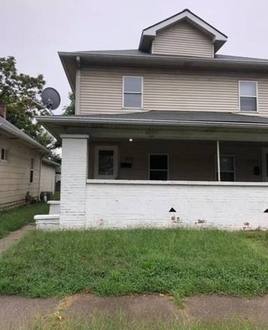 Main picture of 832 S Pershing Ave