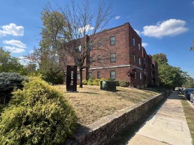 Main picture of 2623 Woodburn Ave