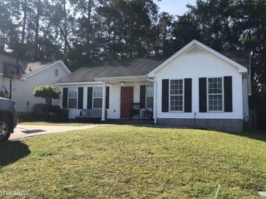 Main picture of 4644 Clifden Ave