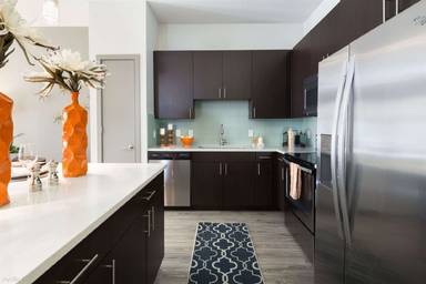 Main picture of 2016 Main Condo