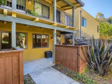 Main picture of 2360 Paseo de Laura