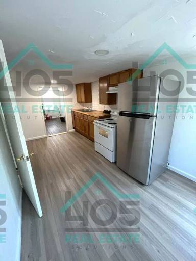 Main picture of 2125 SW 26th St