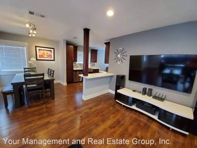 Main picture of 9403 Beverly Blvd