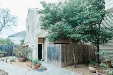 Main picture of 5014 Cedar Springs Rd
