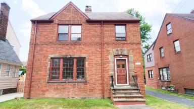 Main picture of 3640 Berkeley Rd