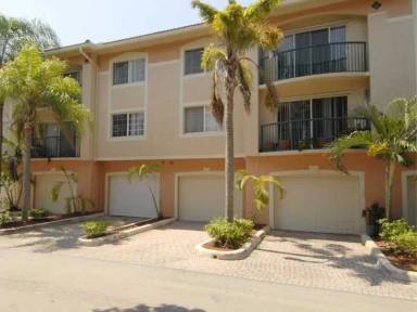 Main picture of Village East 2119 906