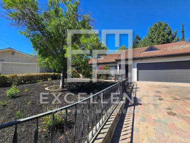 Main picture of 10201 Lebanon Dr