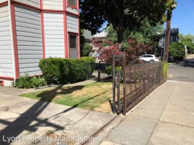 Main picture of 712 1/2 19th St
