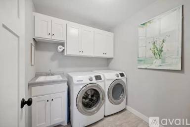 Main picture of 7356 Kalland Cir NE