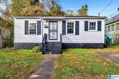 Main picture of 2304 Eufaula Ave