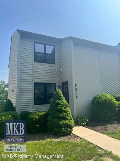 Main picture of 7213 Peppervine Ct