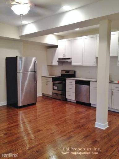 Main picture of 1819 W Leland Ave & 4653 N Wolcott Ave Apartments