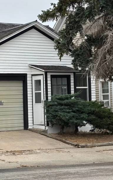 Main picture of 307 9th St