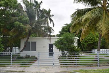 Main picture of 5901 SW 62nd Ter