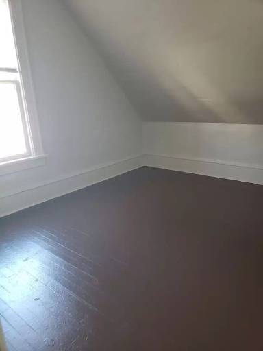 Main picture of 2432 W Concordia Ave