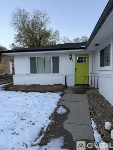 Main picture of 405 1/2 Wilhelmia Ave