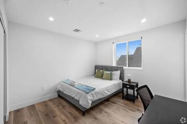 Main picture of 1270 Rolland Curtis Pl