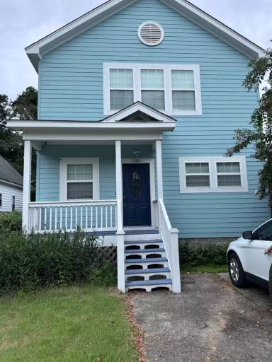 Main picture of 703 West St