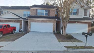 Main picture of 1315 Commercial Ct
